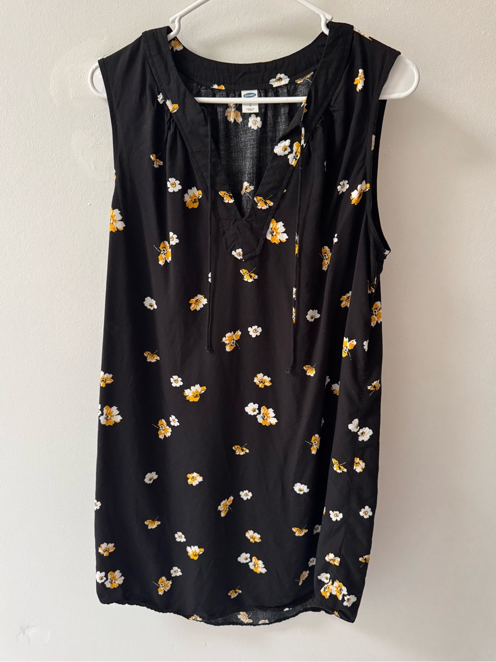 Old Navy Black Sleeveless Floral Tie-Front Dress